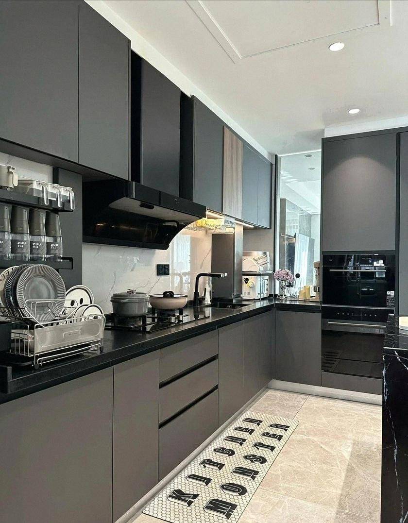 这套房子不靠夸张材料取胜靠把日常打理到发光干净到能映出灯具的轮廓开元棋牌46岁秦岚的豪宅爆了全屋精致温暖一尘不染刚好适合两个人住(图3) 这套房子不靠夸张材料取胜靠把日常打理到发光干净到能映出灯具的轮廓开元棋牌46岁秦岚的豪宅爆了全屋精致温暖一尘不染刚好适合两个人住(图3)