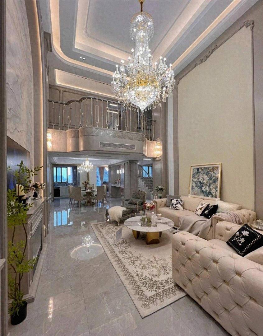 这套房子不靠夸张材料取胜靠把日常打理到发光干净到能映出灯具的轮廓开元棋牌46岁秦岚的豪宅爆了全屋精致温暖一尘不染刚好适合两个人住(图6) 这套房子不靠夸张材料取胜靠把日常打理到发光干净到能映出灯具的轮廓开元棋牌46岁秦岚的豪宅爆了全屋精致温暖一尘不染刚好适合两个人住(图6)